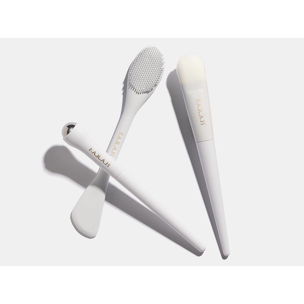 F.A.R.A.H The Skin Retreat Set in White ~ New
